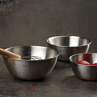 Миска Fissman 24x10,5 см/2,0 л (5141) Миска Fissman 24x10,5 см/2,0 л (5141)