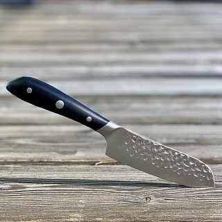 Ніж сантоку Fissman HATTORI 13 см hammered (2531) Ніж сантоку Fissman HATTORI 13 см hammered (2531)