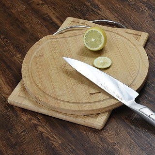 Разделочная доска для мяса, овощей и фруктов Fissman 30x30x1,6 см (8774)