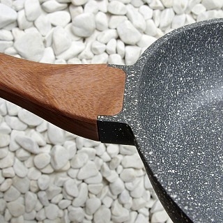 Глубокая сковородка Fissman DAKJJIM 24x7 см (4427)