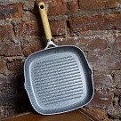 Сковорідка-гриль Fissman SHADOW BORNEO 28x4,5 см (5069)