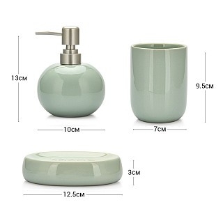 Дозатор жидкого мыла Fissman 300 мл, стакан 290мл и мыльница в наборе (9508) Дозатор жидкого мыла Fissman 300 мл, стакан 290мл и мыльница в наборе (9508)