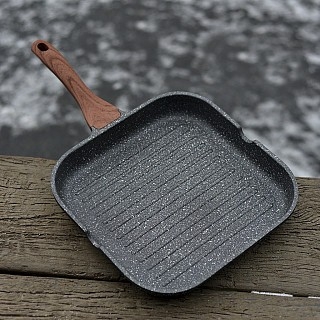 Cковорідка гриль Fissman DAKJJIM 28x4,5 см (4450) Cковорідка гриль Fissman DAKJJIM 28x4,5 см (4450)
