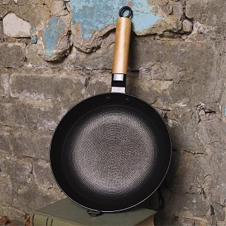 Сковорода для смаження Fissman SEAGREEN 24x4,5 см з дер. ручкою (емальований чавун) (4000) Сковорода для смаження Fissman SEAGREEN 24x4,5 см з дер. ручкою (емальований чавун) (4000)