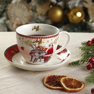Чашка Fissman CHRISTMAS 400 мл фарфор с блюдцем (13796)