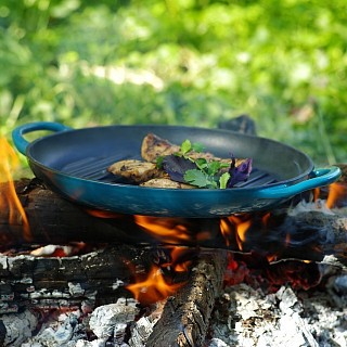 Круглая сковорода гриль Fissman 30x4,0 см с боковыми ручками эмалированный чугун (4044) Круглая сковорода гриль Fissman 30x4,0 см с боковыми ручками эмалированный чугун (4044)