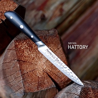 Универсальный нож Fissman HATTORI 13 см hammered (2532) Универсальный нож Fissman HATTORI 13 см hammered (2532)