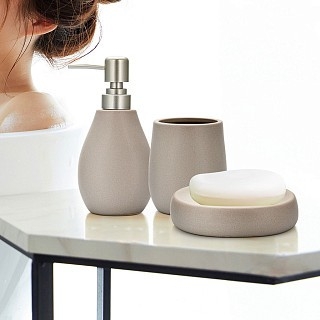 Дозатор жидкого мыла Fissman 300 мл, стакан 400 мл и мыльница в наборе (9509)