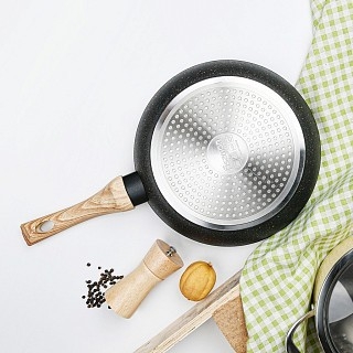 Сковорідка для смаження Fissman COSMIC BLACK 20x4,5 см (4340)