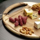 Разделочная доска Fissman 31x1,5 см акация (8037)