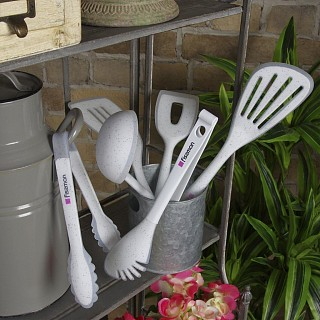 Лопатка Fissman с отверстием BIANCA 29,5 см нейлон и силикон (1445)