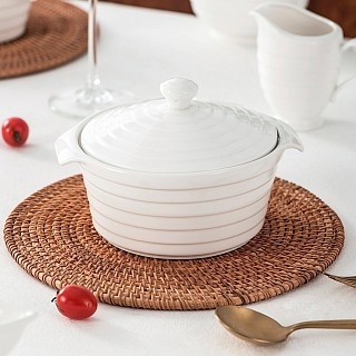 Кастрюля Fissman с крышкой 21,5х8 см/1,5 л фарфор (14165) Кастрюля Fissman с крышкой 21,5х8 см/1,5 л фарфор (14165)