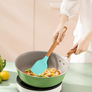 Лопатка Fissman 35,5 см ESSENTIAL с деревянной ручкой силикон (1110)