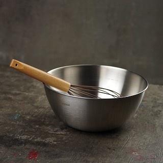 Миска Fissman 24x10,5 см/2,0 л (5141) Миска Fissman 24x10,5 см/2,0 л (5141)