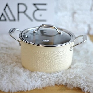 Кастуля Fissman BRIGITTE 18x8,5 см / 2 л з кришкою (5461) Кастуля Fissman BRIGITTE 18x8,5 см / 2 л з кришкою (5461)