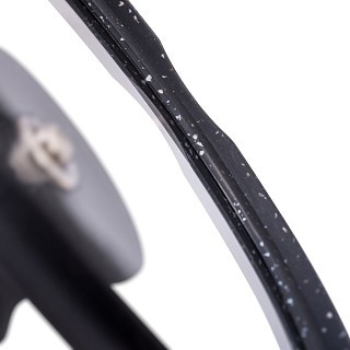 Кришка Fissman 22 см ARCADES з "мармуровим" силіконовим обідком чорний колір скло (19902)