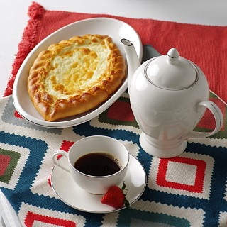 Блюдо овальне Fissman ALEKSA 35х21 см порцеляна (3904)